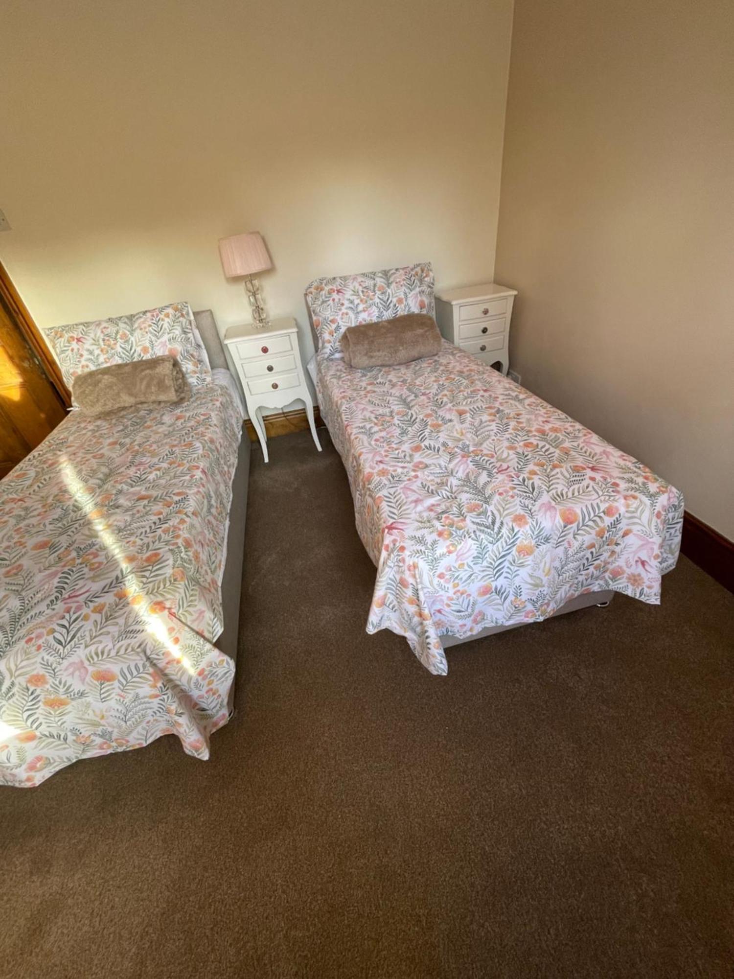 Pear Tree House 2 Bed Apartment Hartford  Экстерьер фото